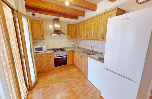 Cala Llombards Casa | Beautiful house for 6 pers. with pool, W-LAN, air conditioning, close to the beach, sea view