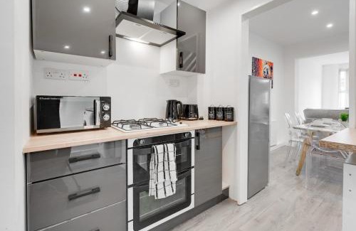 Liverpool Casa | Beautiful House - Free Parking - 5 mins to centre