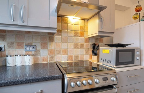 Cherry Hinton Casa | Beautiful House in Cambridge, Free Parking, No Sofabeds, Sleeps 6