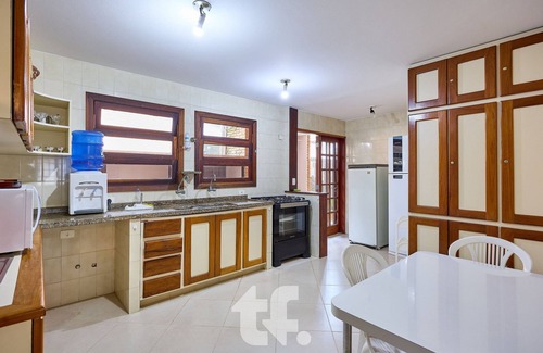 Pedra Verde Condominio | Beautiful House in Pedra Verde Condominium By Temporada Férias
