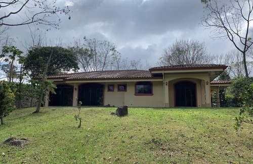 Santiago de Puriscal Casa | Hermosa casa en las montañas de Costa Rica