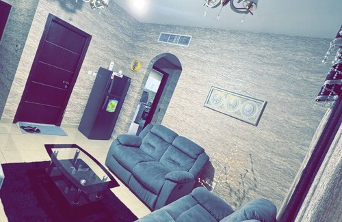 Ajman Apartamento | Beautiful house near to supermarket taxi bus city center