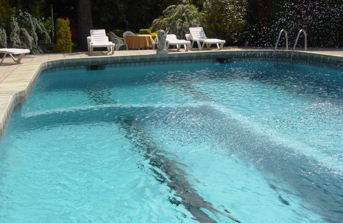 Arbucies Casa | Cerca del Parc Natural Montseny y Costa Brava. Piscina únicamente para 3 casas