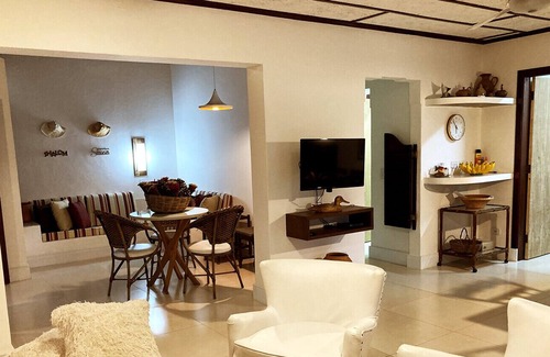 Guaeca Casa | Casa linda com Wi-Fi a poucos metros da Praia