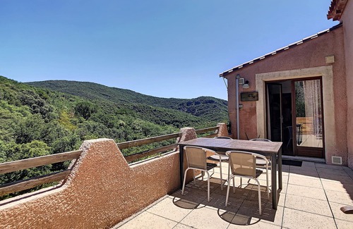 La Liviniere Casa | Beautiful house with views and a shared pool