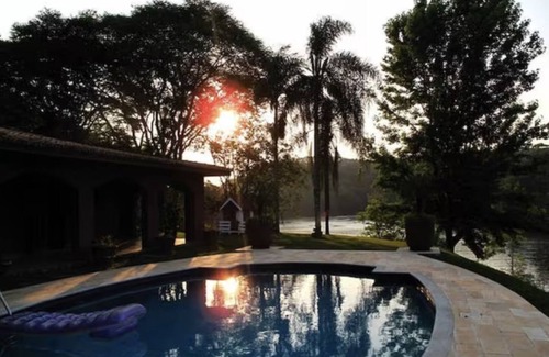 Santa Isabel Casa | Preciosa casa frente w / Presa, guiño, Quadr, Churrasq, WIFI, SkyTV, 114milm² / 40min SP
