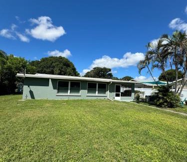 Trailer Estates Casa | Beautiful house with jacuzzi near AnnaMariaIsland