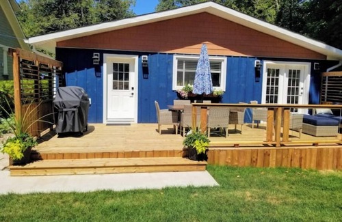 Port Elgin Cabaña | Beautiful Huron lakefront cottagenn