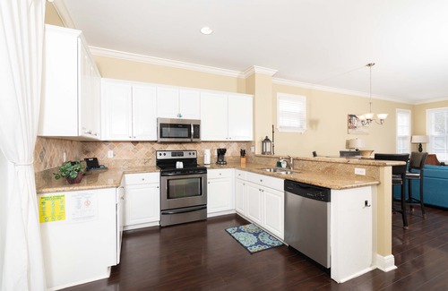 Islamorada Casa | Beautiful Island Home in Anglers Reef! Ocean front community. Pool & boat slip.