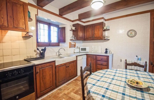 Vilademuls Casa | Preciosa masía aislada con barbacoa, enorme jardín y piscina.