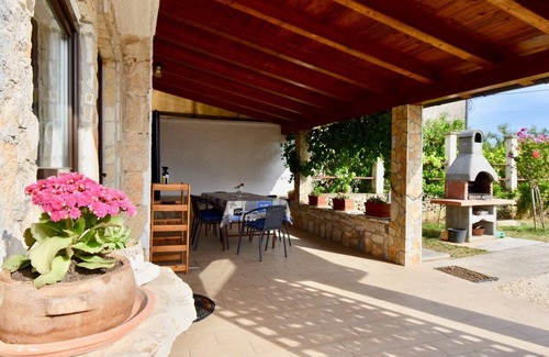 Valtura Casa | Beautiful Istrian house with big backyard