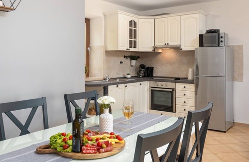 Kastelir-Labinci Villa | Beautiful Istrian stone house, with panoramic sea view and beautiful garden.