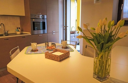 Cividale del Friuli Apartamento | Acogedor apartamento para 2 personas con TV, terraza y aparcamiento