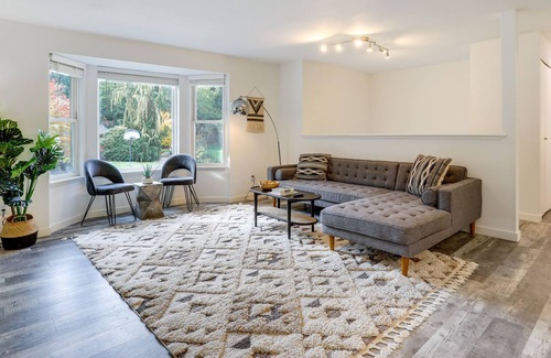 Kenmore Casa | Beautiful Kenmore Retreat Near Marina & Beach!