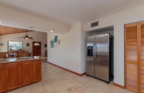 Twin Lakes Casa | Beautiful key largo home next to bay and ocean access