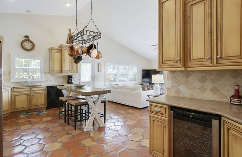 Jupiter Casa | ☼ NUEVA LISTA ☼ ¡Hermosa casa intercostera de estilo Key West!