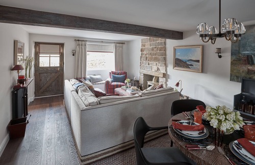 Elterwater Cabaña | Beautiful Lake District cottage with garden & hot tub