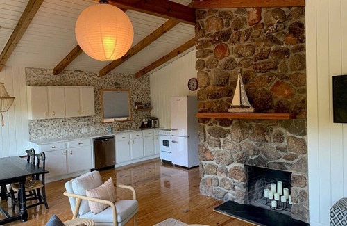 Mid America Casa | Beautiful Lake Escape
