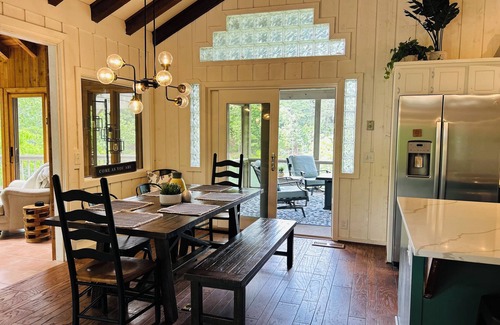 Jasper Casa | Beautiful Lake Home in N GA - Kayaks / Fishing / Golf