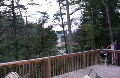 Unaka Casa | Hermosa casa del lago en el lago Hiwassee en Bear Paw con muelle y majestuosas vistas