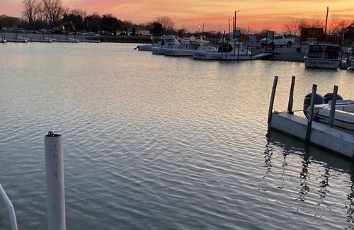 Oak Harbor Condominio | Beautiful Lake & Marsh View 2 Bed/2 Bath Condo at Green Cove with Dock and Pool!