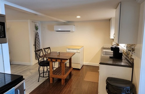 Bangor Cabaña | Beautiful lake side cottage