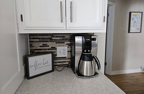 Lakeside Casa | Beautiful lake view, close to beach, completely redone, Pet friendly with no fee