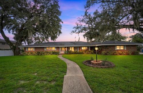 Haines City Casa | Beautiful Lake View Retreat Drivable to Theme Parks home