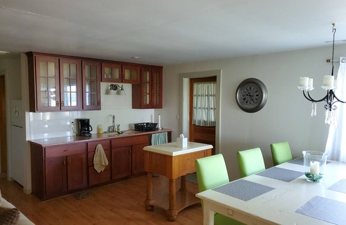 Senecaville Casa | Beautiful Lake view from the Upper Deck!! Entire House!