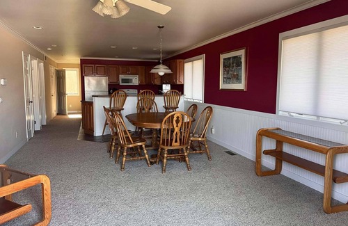 Allegan Casa | Beautiful Lake Views with Balcony - Elevated Ranch in Allegan