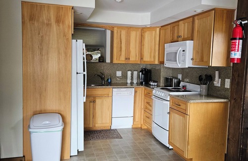Alton Bay Casa | Beautiful Lake Winnipesaukee Waterfront!
