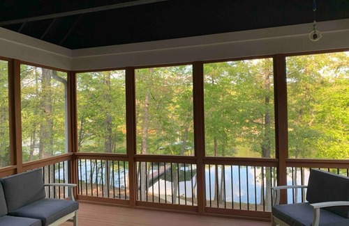 Hartwell Casa | Beautiful lakefront home on over an acre with lots of room, views, and amenities