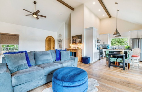 Woodstock Apartamento | Beautiful Lakefront Studio: Dock, Fire Pit, Kayak
