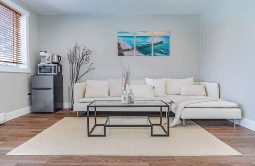 Lakeview Apartamento | Beautiful Lakehome in City with Private Pool😍