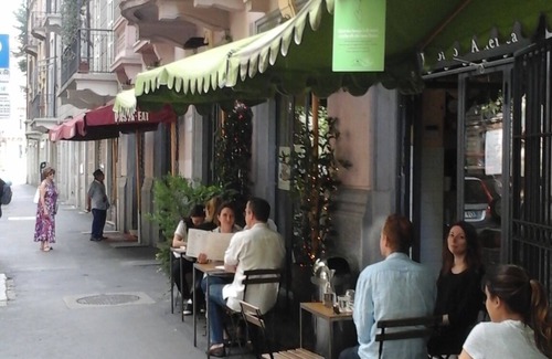 Tricolore Apartamento | HERMOSO APARTAMENTO PEQUEÑO EN MILAN CENTRO DE 5 MINUTOS A Via Montenapoleone