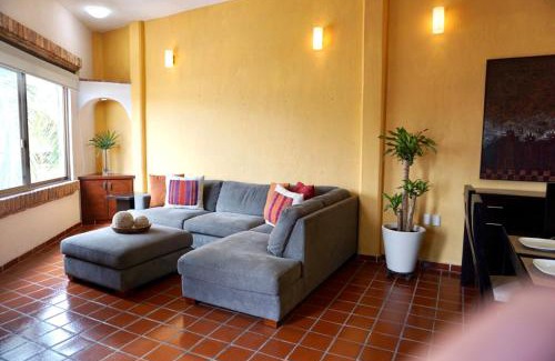 Colonia 5 de Diciembre Apartamento | Beautiful Local Apartment with Ocean View & Rooftop Terrace