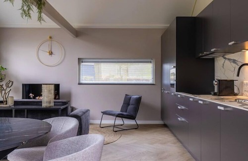 Oirschot Casa | Beautiful lodge with a nice terrace