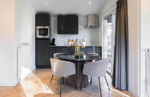 Oirschot Casa | Beautiful lodge with a nice terrace in Brabant