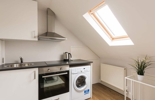 Fryent Apartamento | Beautiful Loft Studio