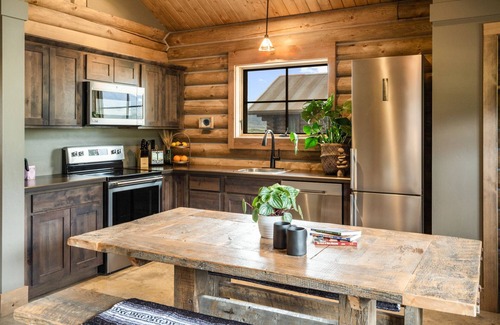 Livingston Cabina | Beautiful Log Cabin Near Yellowstone Park