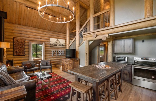 Livingston Cabina | Beautiful Log Cabin in Paradise Valley, Montana