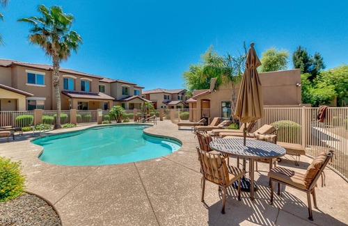 Sunland Village East Condominio | Hermoso y lujoso alquiler de vacaciones en Mesa Arizona con vistas al campo de golf