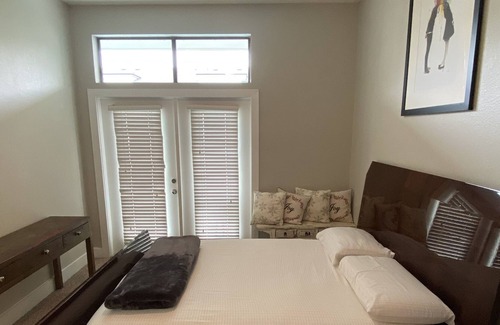 Energy Corridor Apartamento | Beautiful Luxury One Bed Room