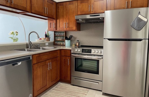 Makaha Condominio | Beautiful Makaha Valley, Best Beaches on Oahu, and Mountains for days.