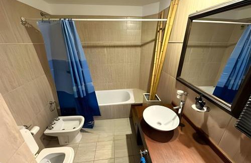 Bajo Lunlunta Casa | Hermosa Mansión c/pileta y jacuzzi -Barrio privado