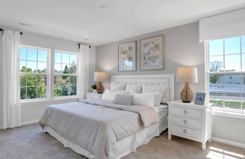 Sicklerville Casa | Beautiful master bedroom suite w/ King bed and attached bathroom!