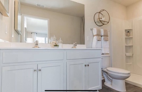 Sicklerville Casa | Beautiful master bedroom suite w/ King bed and attached bathroom!