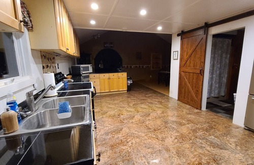 Union Casa | Beautiful Midcoast Maine Private 3 Bedroom Home