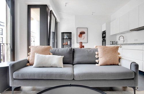 Tiergarten Apartamento | Beautiful Mitte 2BR near park am Gleisdreieck, by Blueground