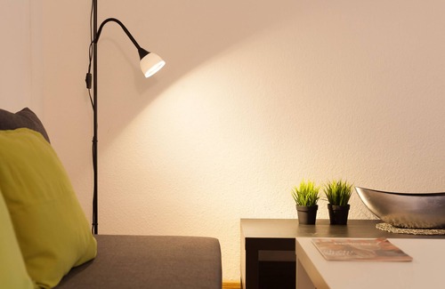 List Condominio | Hermoso y moderno apartamento amueblado de dos habitaciones en la lista de Hannover